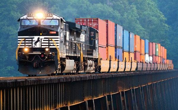 Key Considerations⁤ When Choosing ⁣an Intermodal Marketing Company for ‍Your​ Shipping Needs